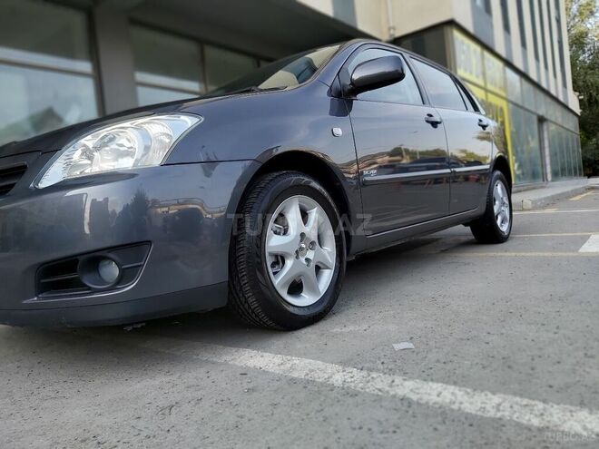 Toyota Corolla 2006, 166,300 km - 1.4 л - Bakı
