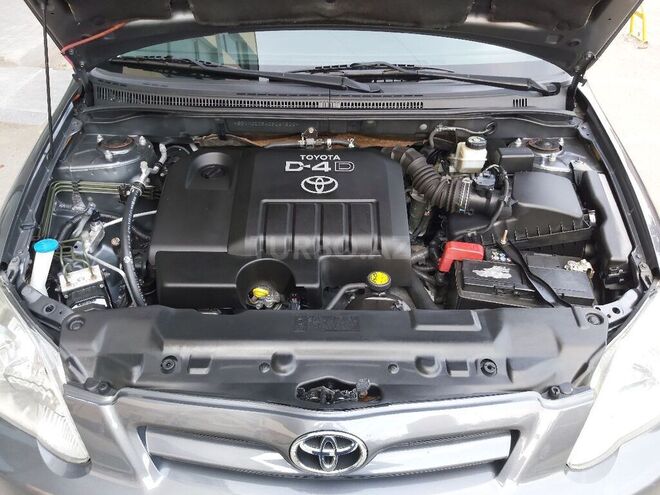 Toyota Corolla 2006, 166,300 km - 1.4 л - Bakı