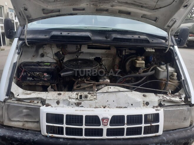 GAZ  2002, 105,234 km - 2.4 л - Qazax