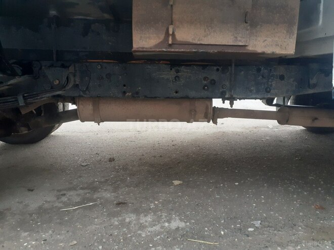 GAZ  2002, 105,234 km - 2.4 л - Qazax