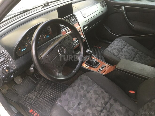 Mercedes C 180 1999, 208,000 km - 1.8 l - Bakı