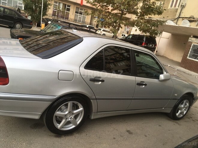 Mercedes C 180 1999, 208,000 km - 1.8 l - Bakı