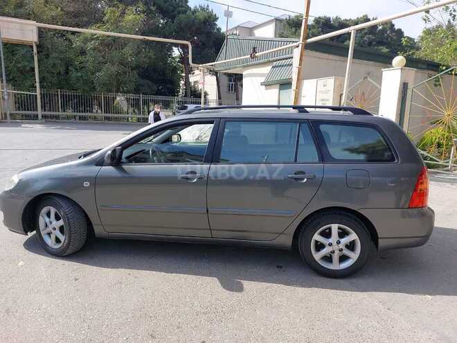 Toyota Corolla 2004, 358,000 km - 2.0 л - Bakı