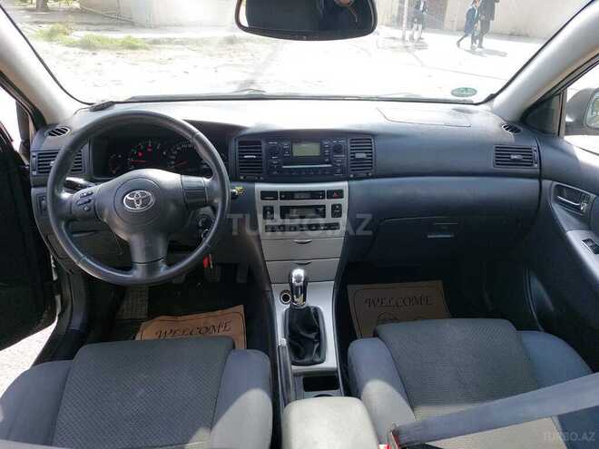 Toyota Corolla 2004, 358,000 km - 2.0 л - Bakı