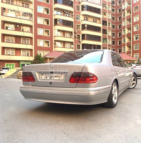Mercedes E 240 2001, 265,000 km - 2.4 l - Lənkəran
