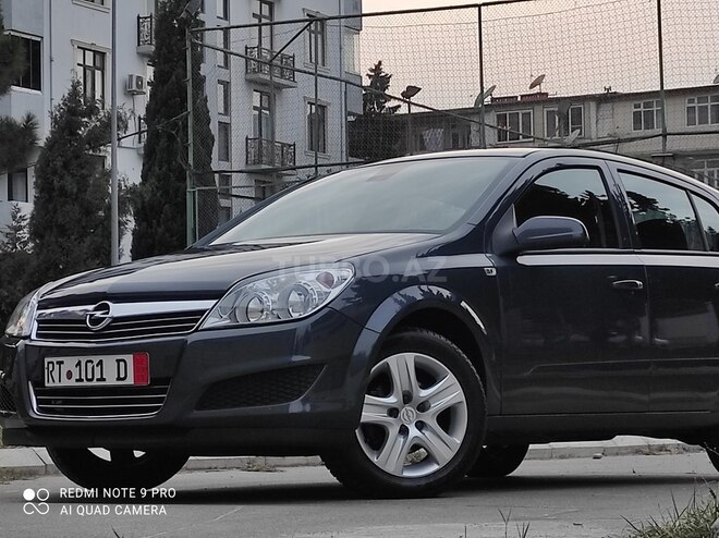 Opel Astra 2009, 167,000 km - 1.3 л - Bakı