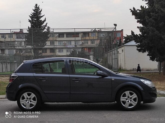 Opel Astra 2009, 167,000 km - 1.3 л - Bakı