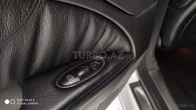 Mercedes E 320 2002, 404,000 km - 3.2 l - Bakı