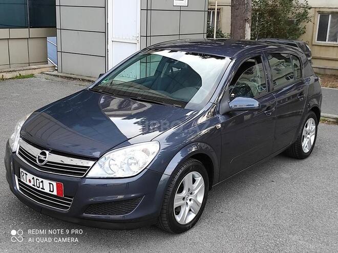 Opel Astra 2009, 167,000 km - 1.3 л - Bakı