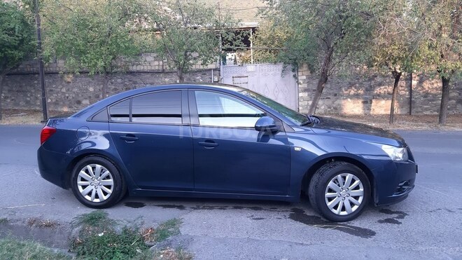 Chevrolet Cruze 2009, 257,495 km - 1.6 l - Şəki