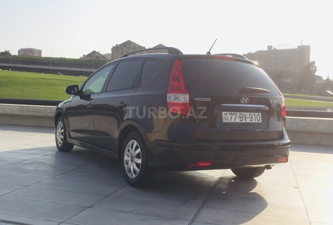 Hyundai i30 2011, 258,000 km - 1.6 l - Bakı