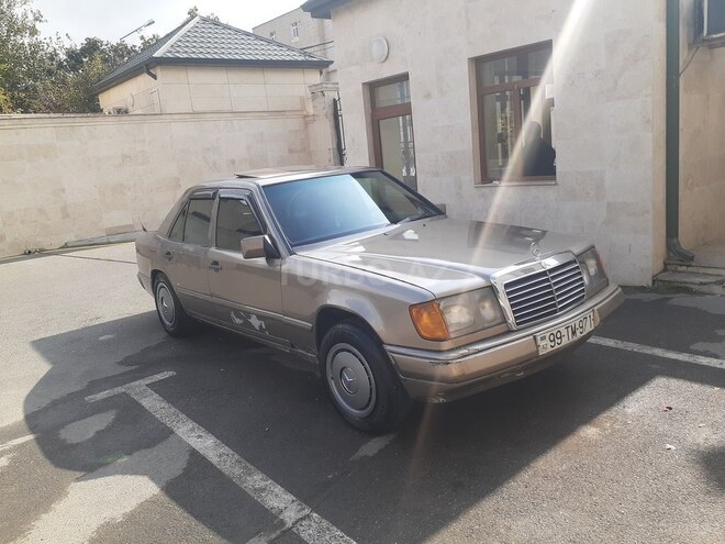 Mercedes E 250 1989, 350,000 km - 2.5 l - Bakı