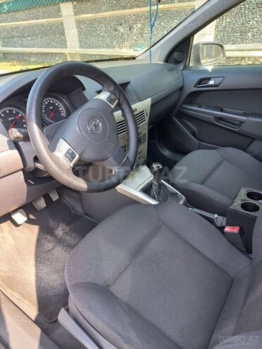 Opel Astra 2007, 210,000 km - 1.4 l - Qəbələ