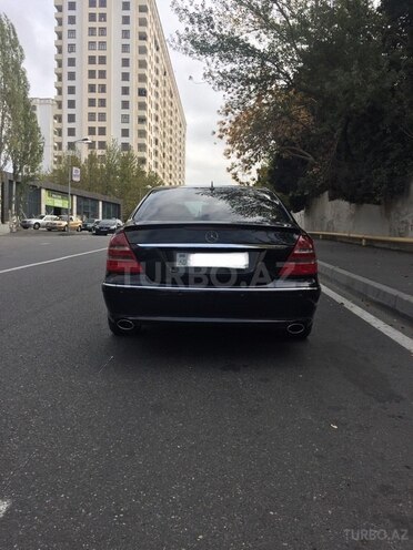 Mercedes E 200 2005, 260,100 km - 1.8 l - Bakı
