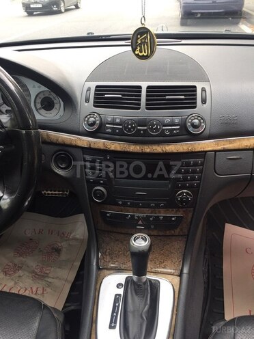 Mercedes E 200 2005, 260,100 km - 1.8 l - Bakı