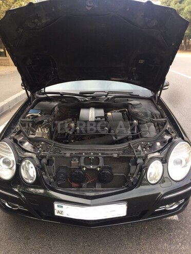 Mercedes E 200 2005, 260,100 km - 1.8 l - Bakı