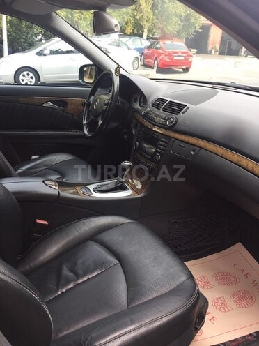 Mercedes E 200 2005, 260,100 km - 1.8 l - Bakı