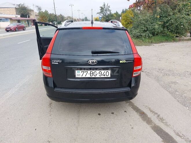 Kia Ceed 2010, 136,000 km - 1.4 l - Quba
