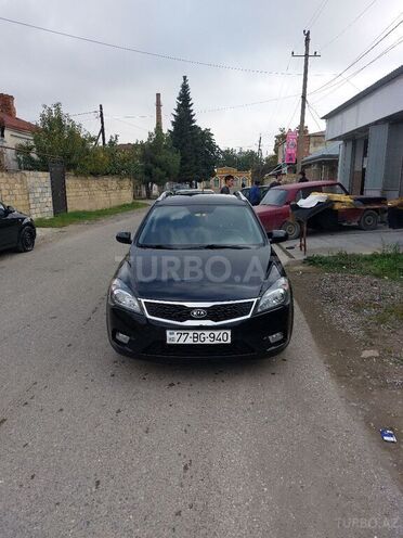 Kia Ceed 2010, 136,000 km - 1.4 l - Quba