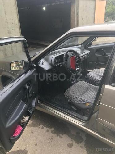LADA (VAZ) 2115 2000, 20,000 km - 1.5 l - Qusar