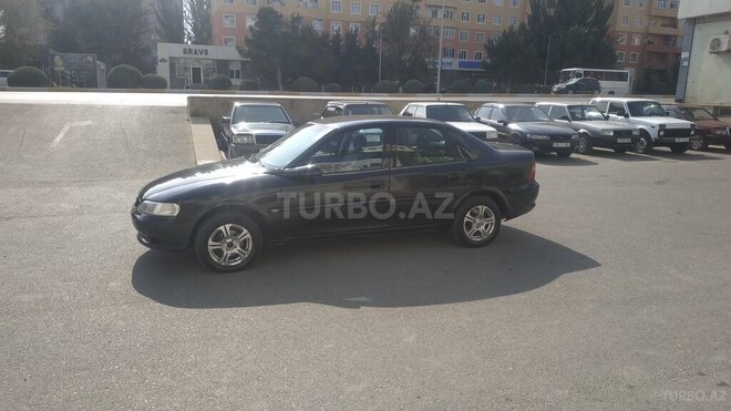 Opel Vectra 1997, 280,000 km - 1.8 l - Sumqayıt
