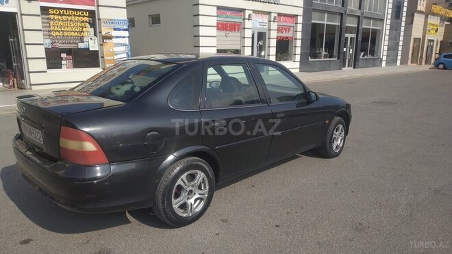 Opel Vectra 1997, 280,000 km - 1.8 l - Sumqayıt