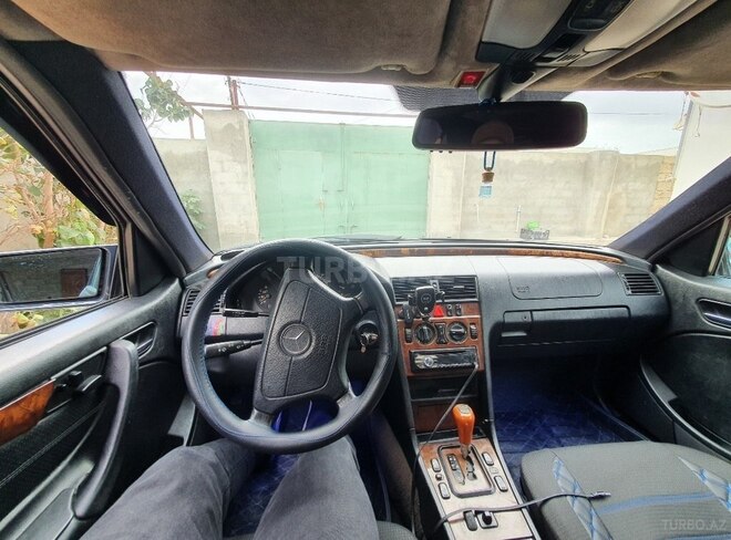 Mercedes C 230 2000, 400,000 km - 2.3 л - Bakı