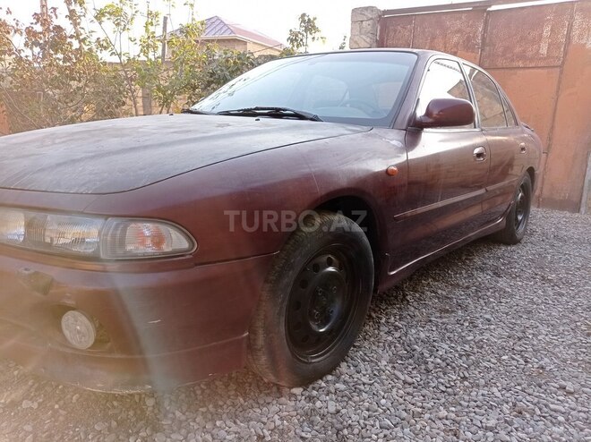 Mitsubishi Galant 1993, 300,000 km - 2.4 л - Sumqayıt