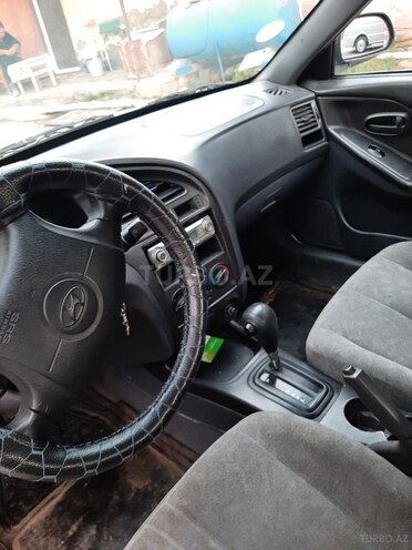 Hyundai Elantra 2003, 995 km - 2.0 л - Bakı