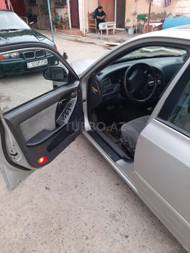 Hyundai Elantra 2003, 995 km - 2.0 л - Bakı