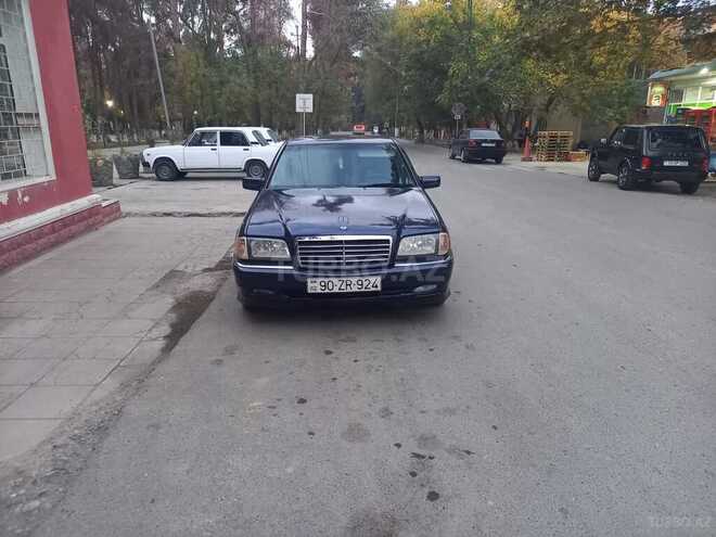 Mercedes C 200 1999, 299,039 km - 2.0 л - Sabirabad