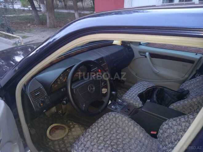 Mercedes C 200 1999, 299,039 km - 2.0 л - Sabirabad