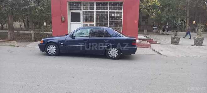 Mercedes C 200 1999, 299,039 km - 2.0 л - Sabirabad