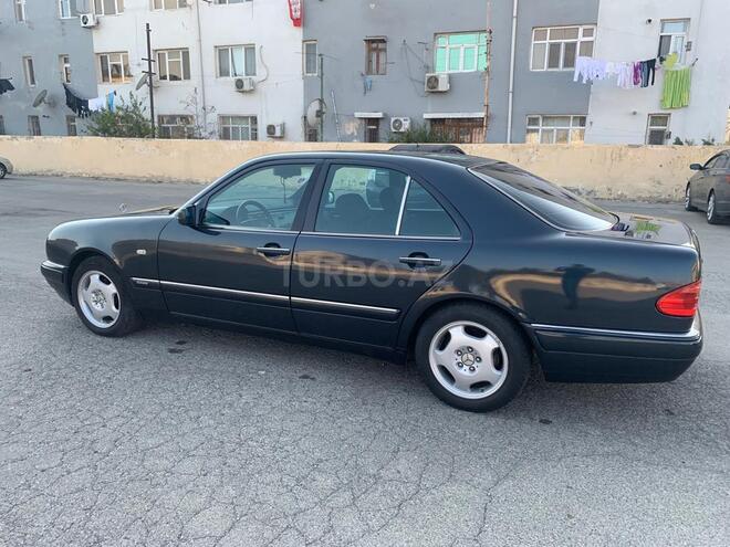 Mercedes E 230 1996, 306,432 km - 2.3 л - Bakı