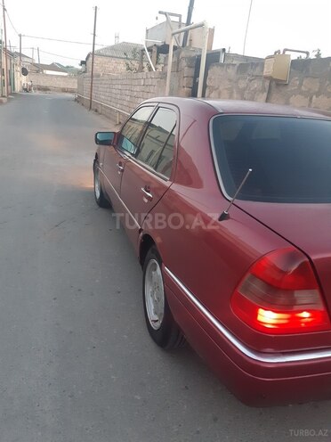 Mercedes C 220 1993, 214,000 km - 2.2 л - Bakı