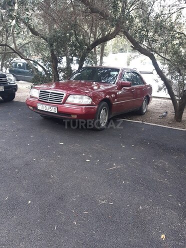 Mercedes C 220 1993, 214,000 km - 2.2 л - Bakı