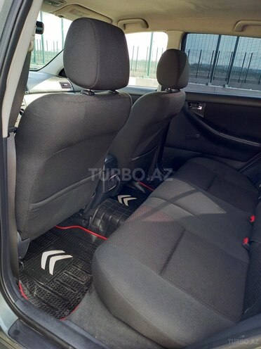 Toyota Corolla 2006, 195,771 km - 1.4 л - Bakı