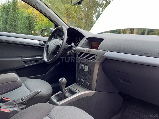 Opel Astra 2005, 117,000 km - 1.4 l - Mingəçevir