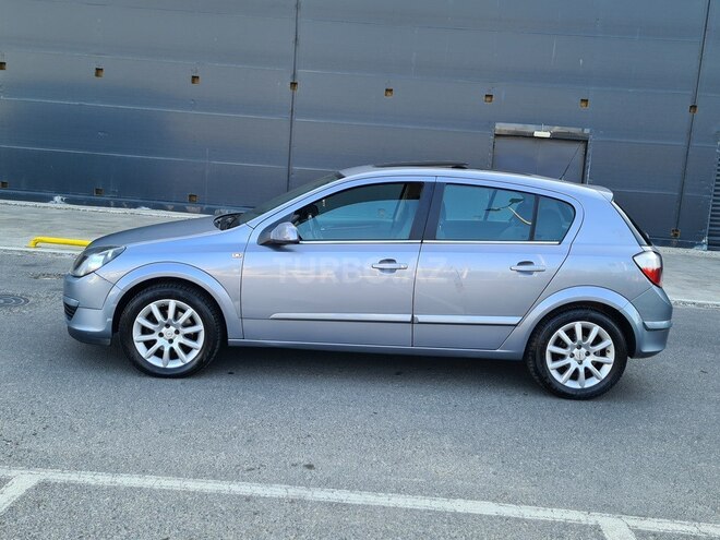 Opel Astra 2004, 197,300 km - 1.4 л - Bakı