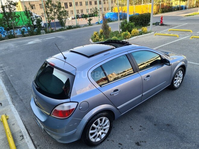 Opel Astra 2004, 197,300 km - 1.4 л - Bakı