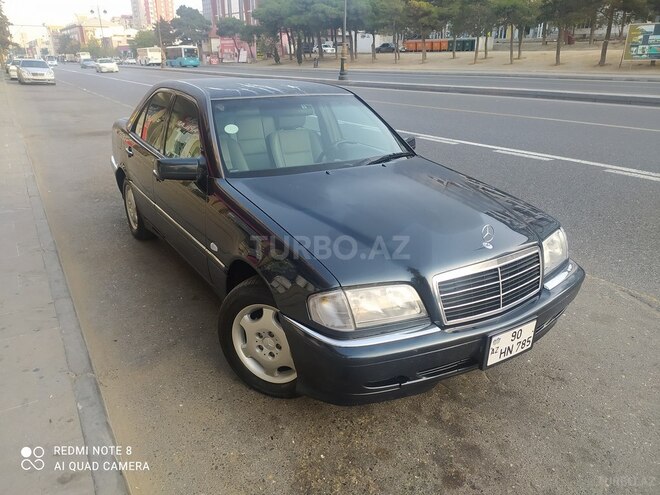 Mercedes C 240 2000, 298,000 km - 2.4 л - Bakı