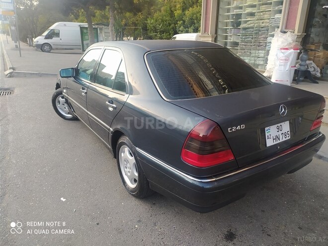 Mercedes C 240 2000, 298,000 km - 2.4 л - Bakı