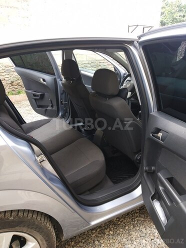 Opel Astra 2009, 290,000 km - 1.4 л - Bərdə