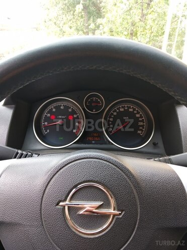 Opel Astra 2009, 290,000 km - 1.4 л - Bərdə