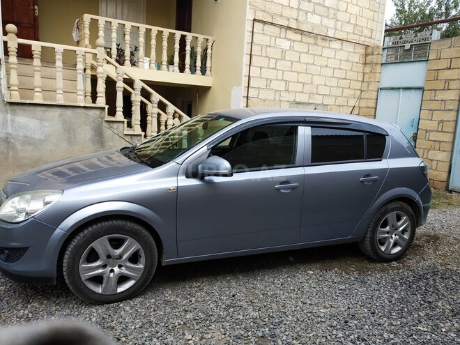 Opel Astra 2009, 290,000 km - 1.4 л - Bərdə