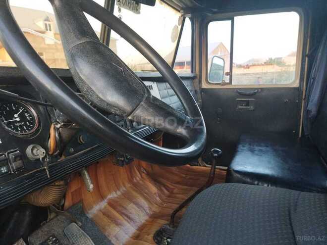 KrAZ  1994, 150,000 km - 16.0 l - Mingəçevir