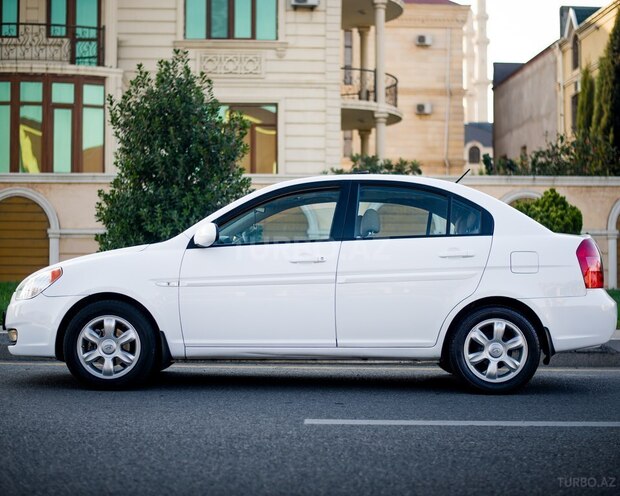 Hyundai Accent 2009, 180,400 km - 1.6 l - Bakı