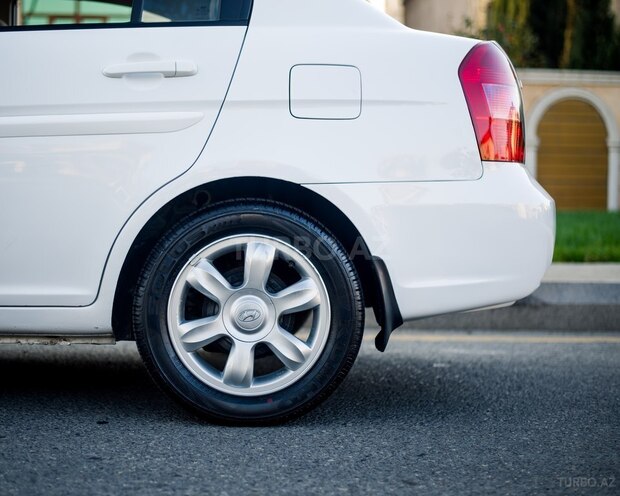 Hyundai Accent 2009, 180,400 km - 1.6 l - Bakı