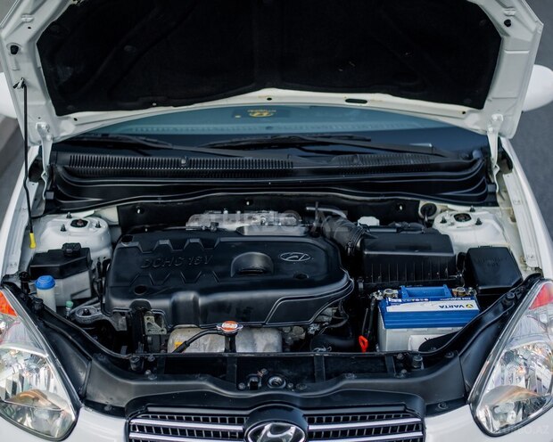 Hyundai Accent 2009, 180,400 km - 1.6 l - Bakı
