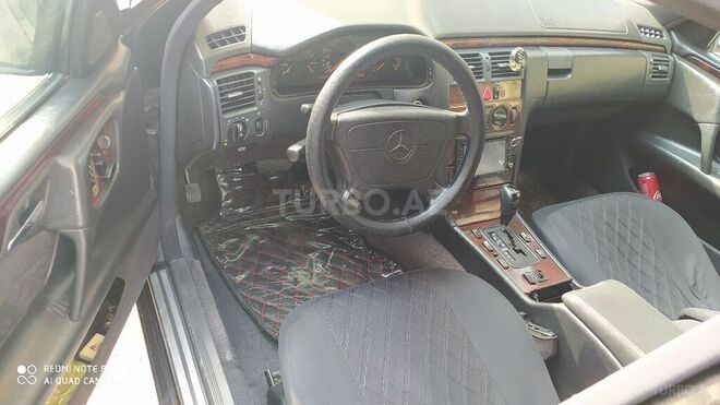 Mercedes E 280 1998, 270,000 km - 2.8 l - Bakı